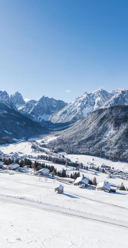 Blick auf Sexten im Winter