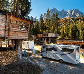 Autumn camping CaravanPark Sexten