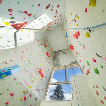 Climbing hall