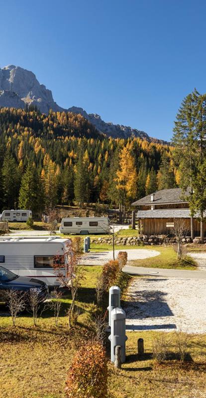 Auch im Herbst schön: CaravanPark Sexten